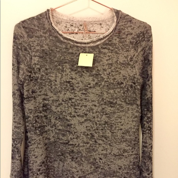 Pete Collection Sweater NWT - Picture 1 of 4